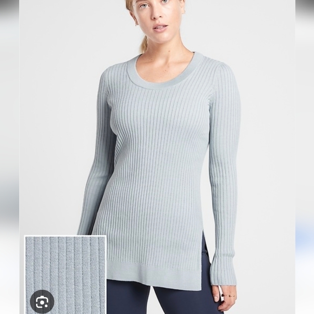 Athleta Lincoln Park Womens Light Blue Ribbed Long Sleeve Sweater Sz Small Slits